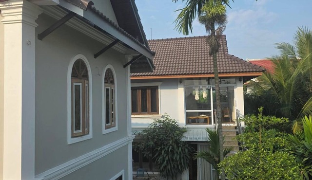 Tremendous 2-bedroom villa with AC in enchanting Luang Prabang