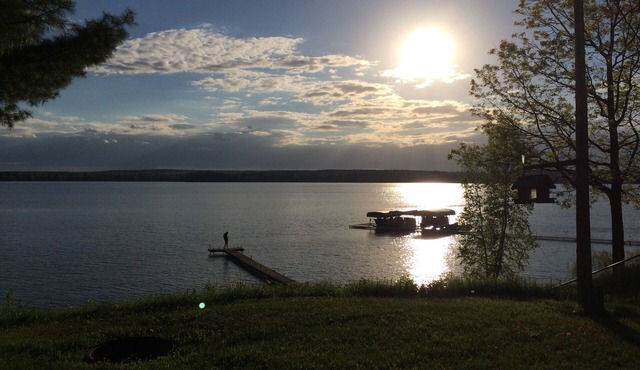 TWO Quaint Cabins With Awesome Views of Lake Metonga
