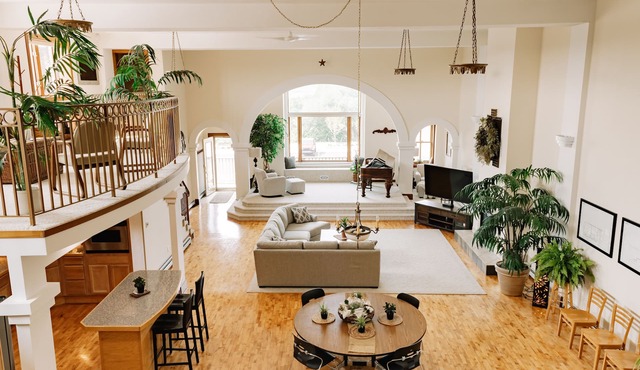Unique, Historic Downtown Loft