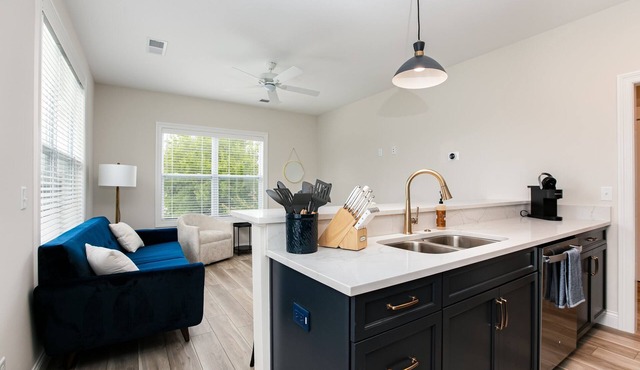 Victory Views Estate: Luxury Guest Loft