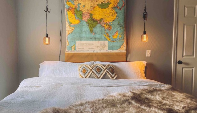 Vintage Romance Finds Cozy Charm at Depot Cottage