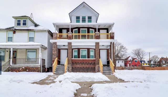Walk to Motown! Central Detroit Duplex w/Backyard