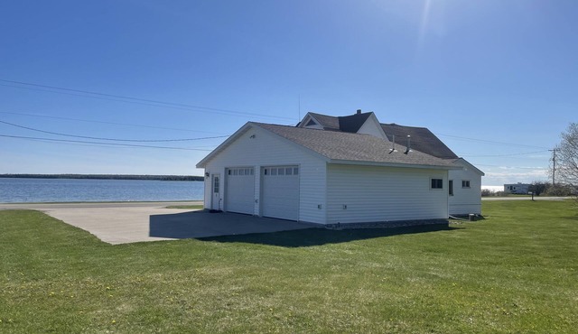 Waterfront home on Lake Michigan overlooking multiple islands!