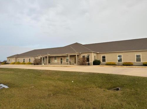 Willow e-hotel in Mattoon