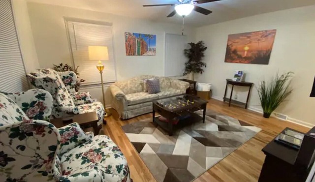Windjammer! Pro Cleaned, Self Check In Sleeps 8