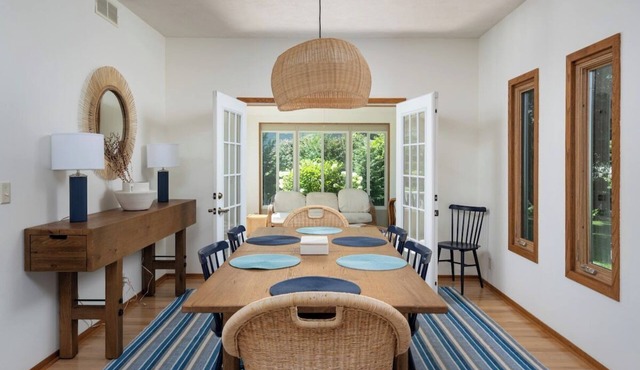 Work Stay Play Holiday Home in Holland near Lake Michigan