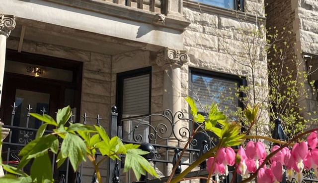 Wrigleyville Inn - Unit 2