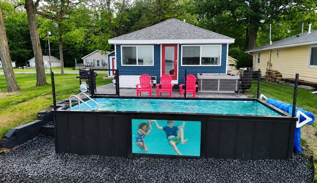 Year-Round Heated Pool - Hot Tub - Fire Pit