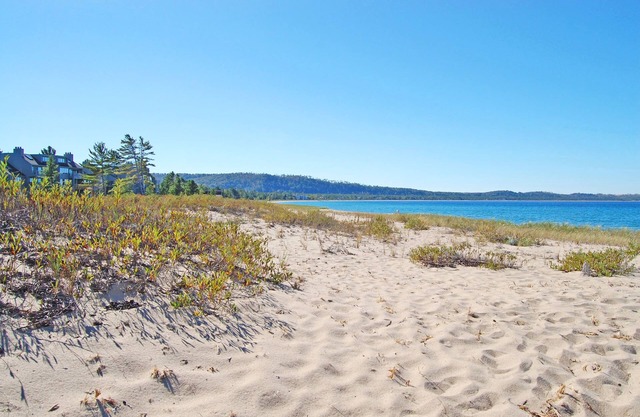 Lake Michigan Beachfront Condo in Glen Arbor - 2B/2B, Lower Level Unit!