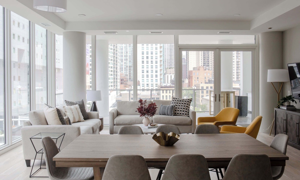Near North Side Apartment | Luxury Loft Collection 703 - Terrace - River North