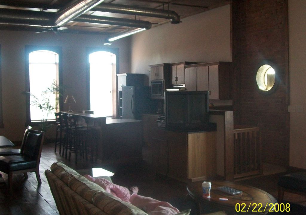 Photo of Livingroom in Culver