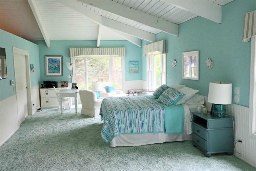 Photo of Bedroom in Sister Lakes