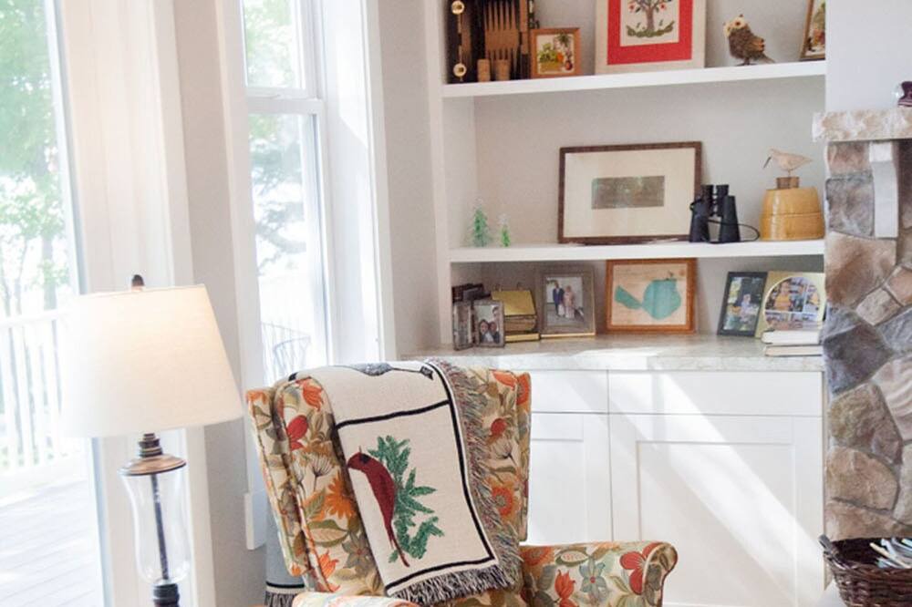 Photo of Livingroom in Empire