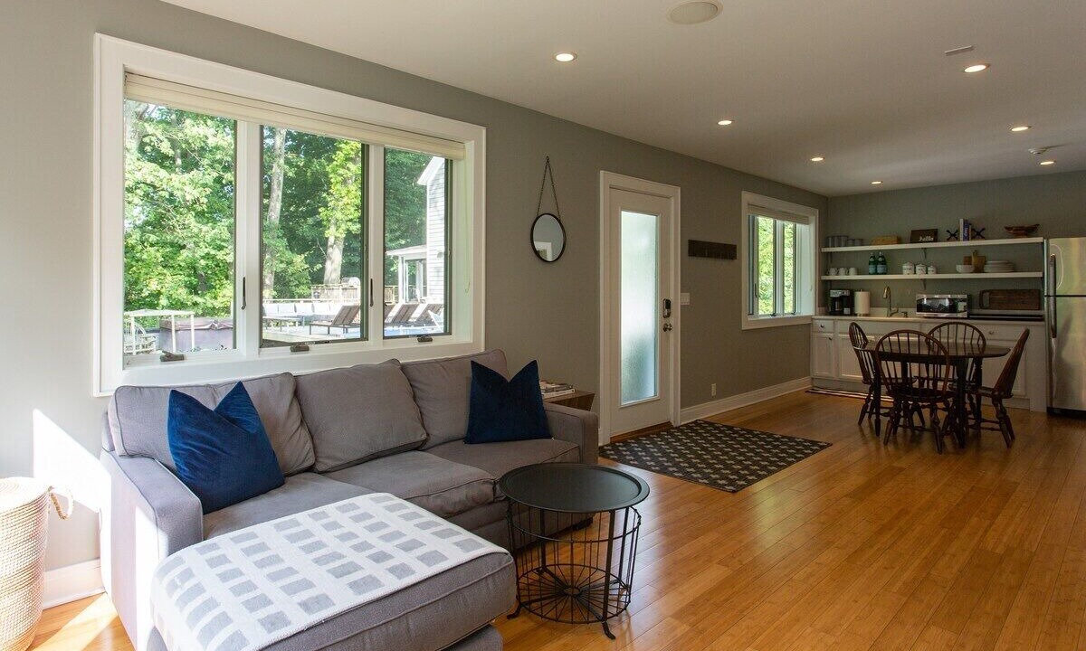 Photo of Livingroom in Three Oaks