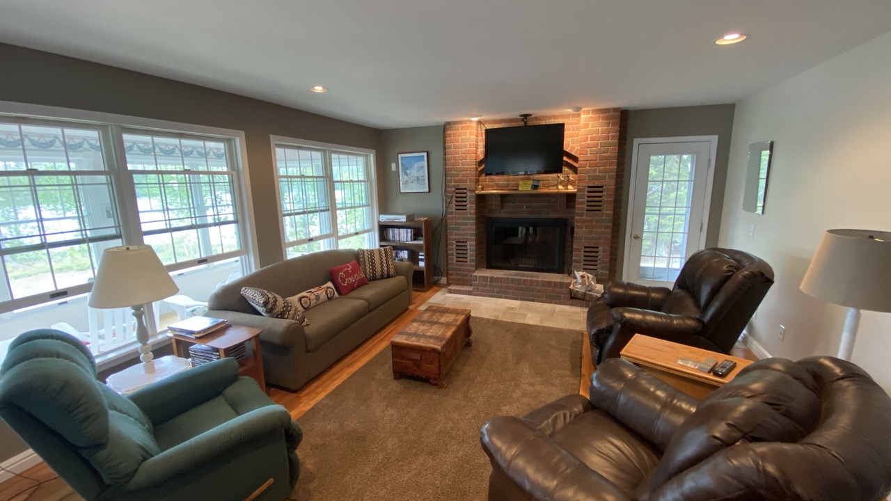 Photo of Livingroom in Gwinn