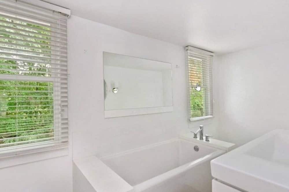 Photo of Others in Shorewood-Tower Hills-Harbert