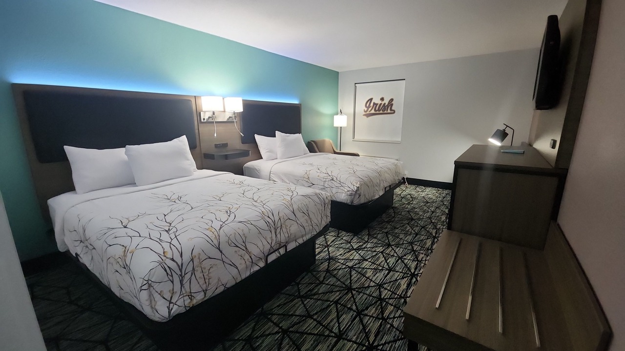 Photo of Bedroom in Roseland