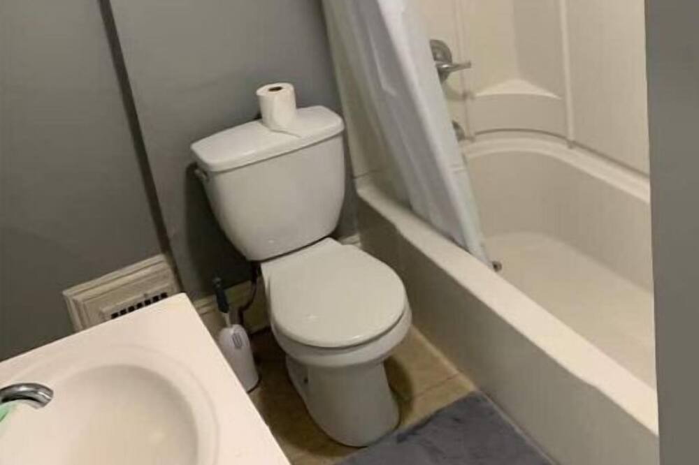 Photo of Bathroom in Midtown