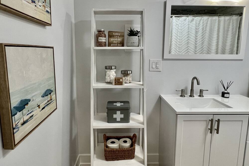 Photo of Bathroom in Grand Beach