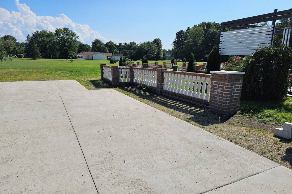 Photo of Outdoor in Niles