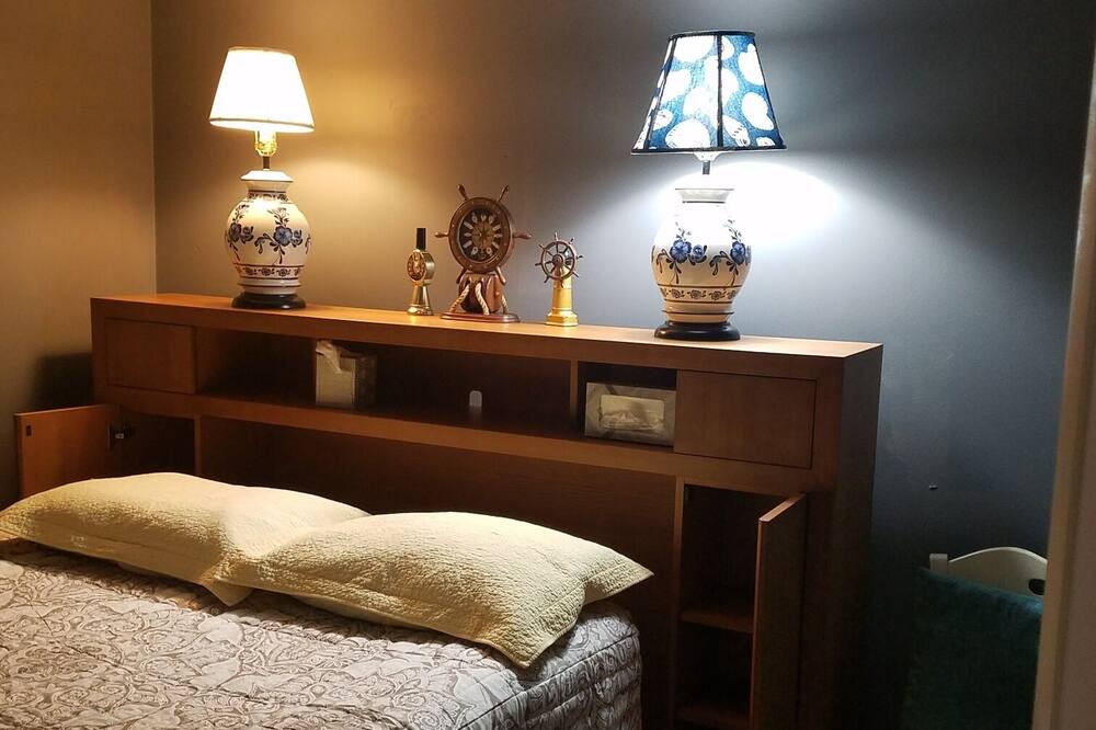 Photo of Bedroom in Koontz Lake