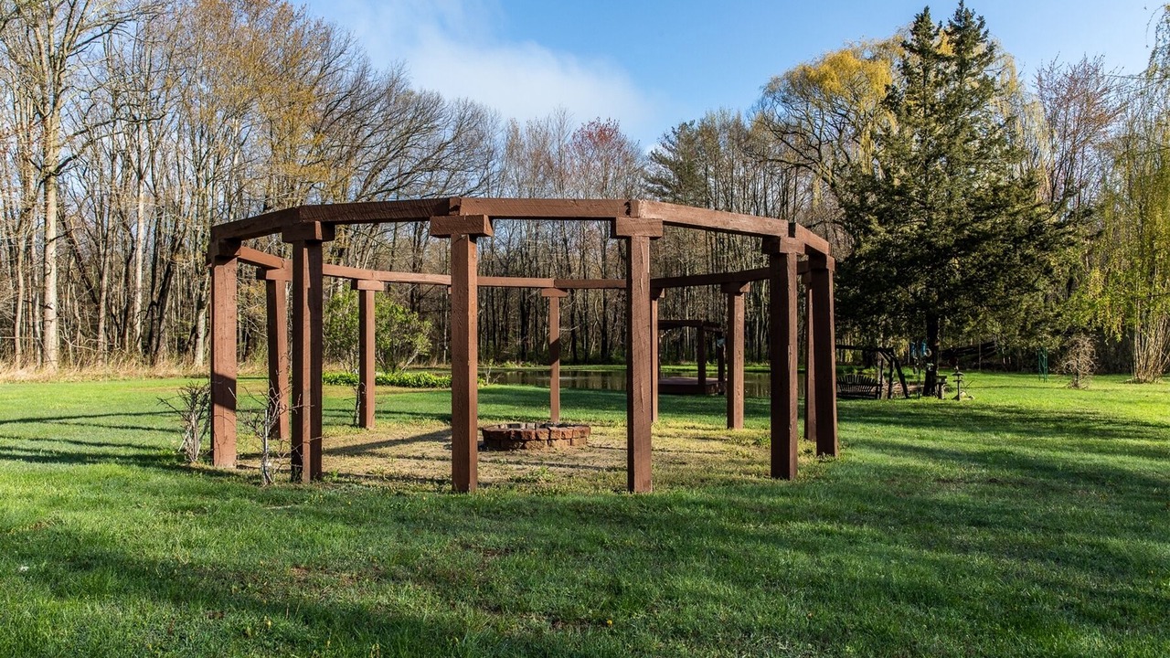 Photo of Outdoor in Bridgman