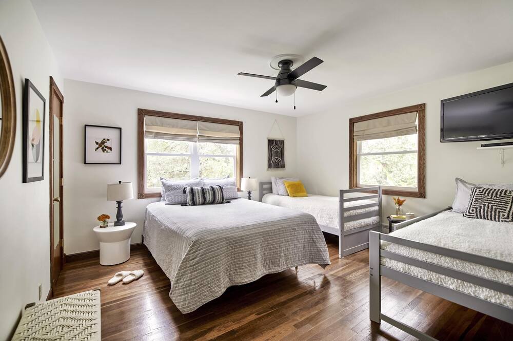 Photo of Bedroom in Buchanan