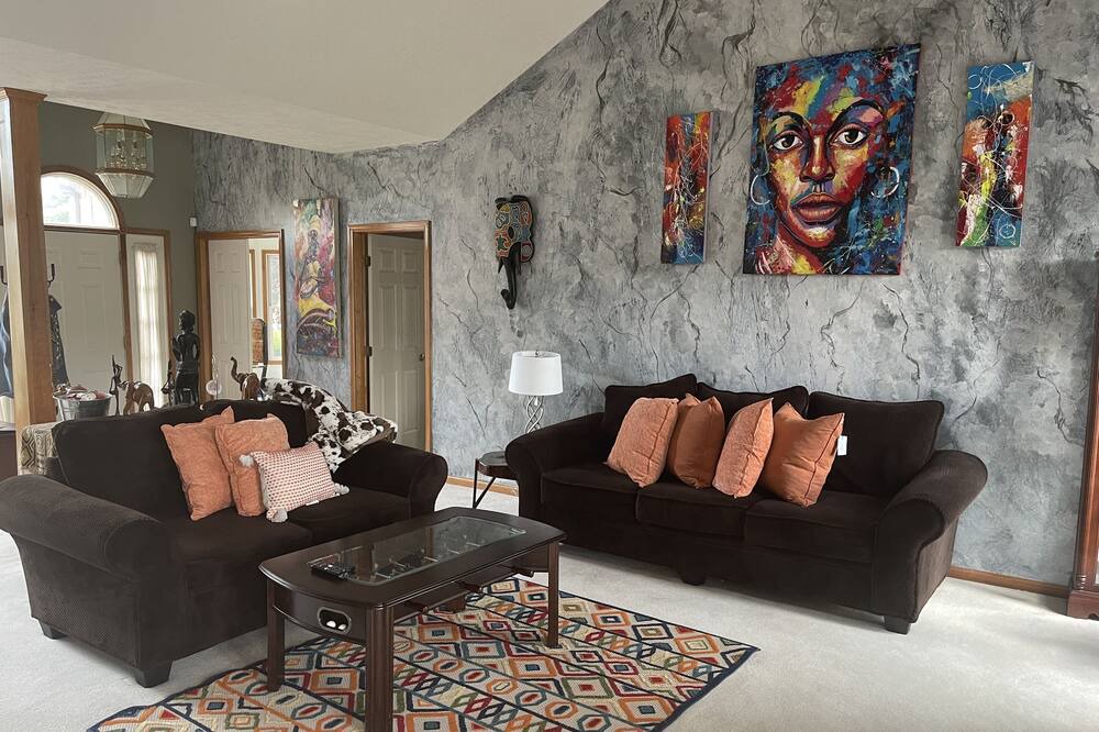 Photo of Livingroom in Dimondale