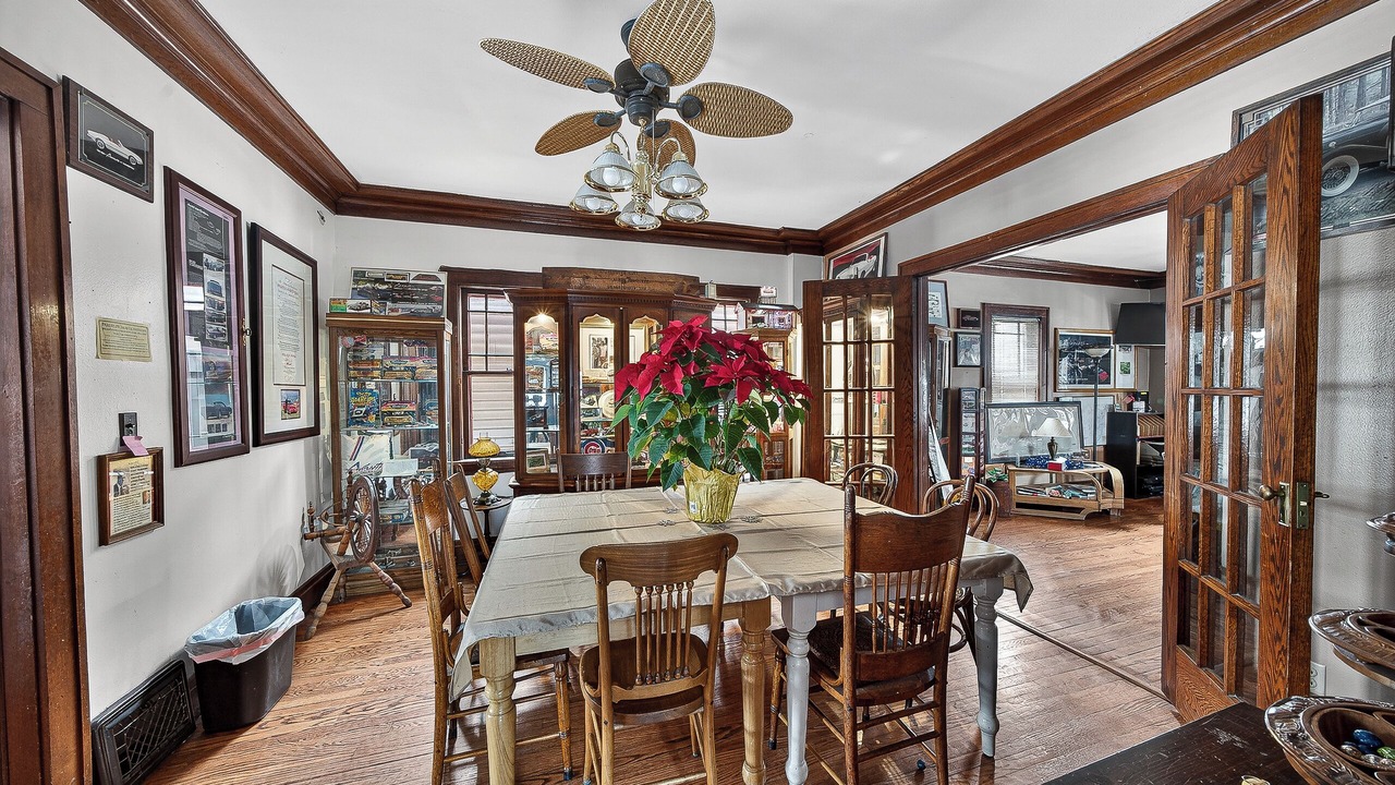 Photo of Livingroom in West Washington