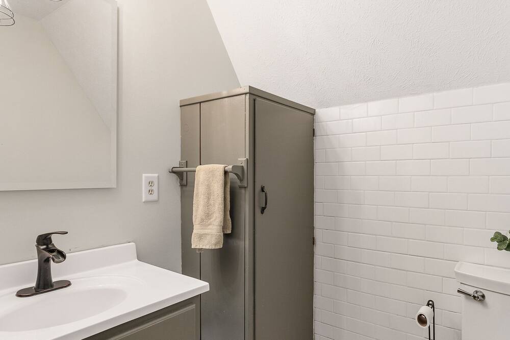 Photo of Bathroom in Fenwick