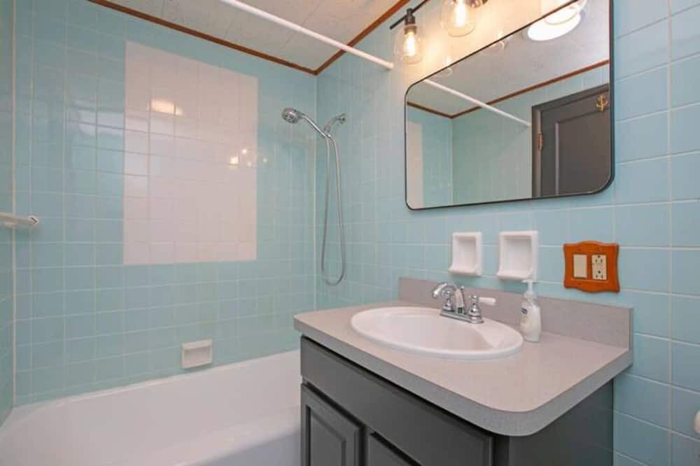 Photo of Bathroom in Edwardsburg