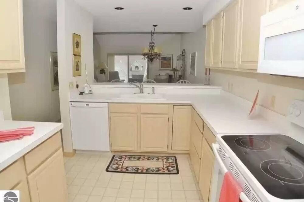 Photo of Bedroom in Suttons Bay
