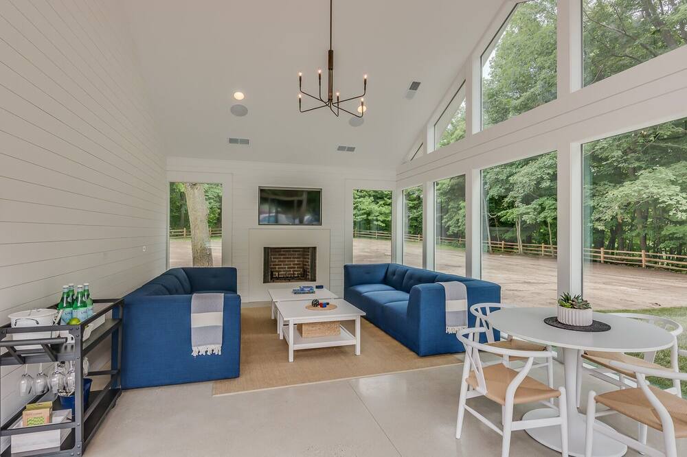 Photo of Bedroom in Union Pier