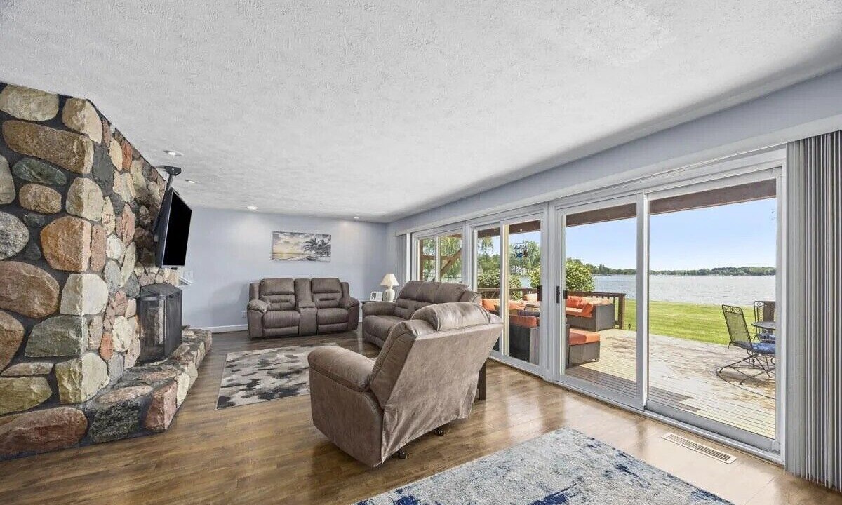 Photo of Livingroom in Lake Odessa