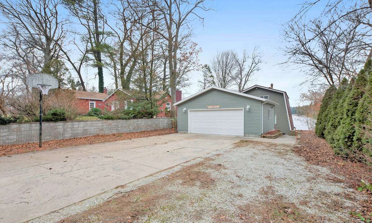 Photo of Outdoor in Twin Lake