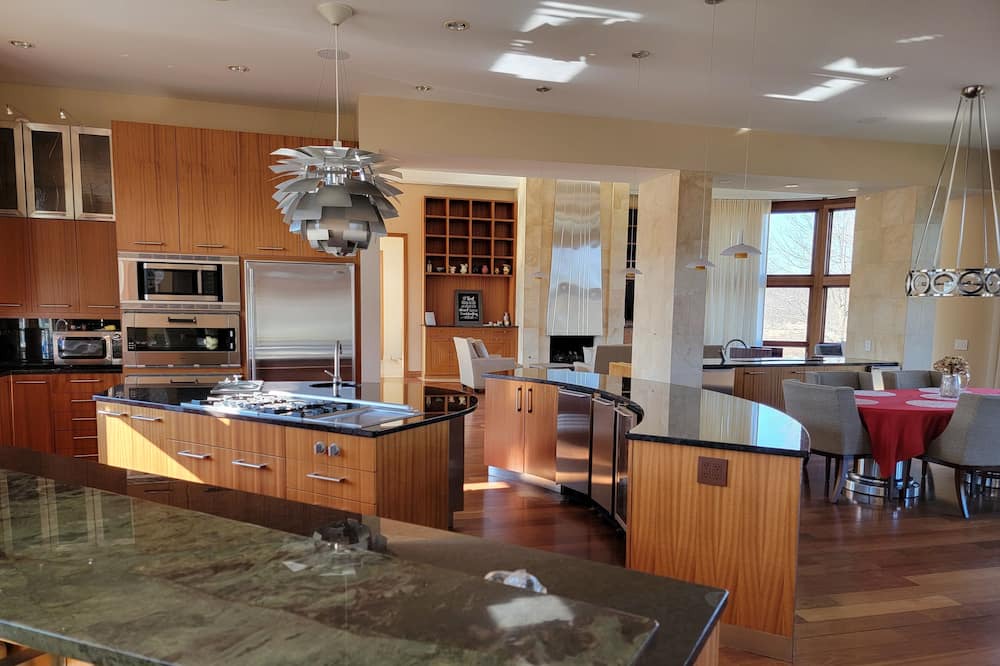Photo of Kitchen in Allegan