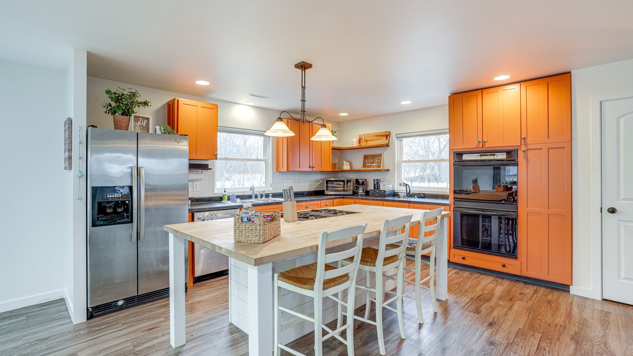 Photo of Kitchen in Paw Paw Lake