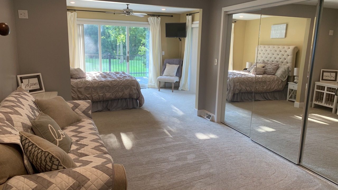 Photo of Livingroom in Edwardsburg
