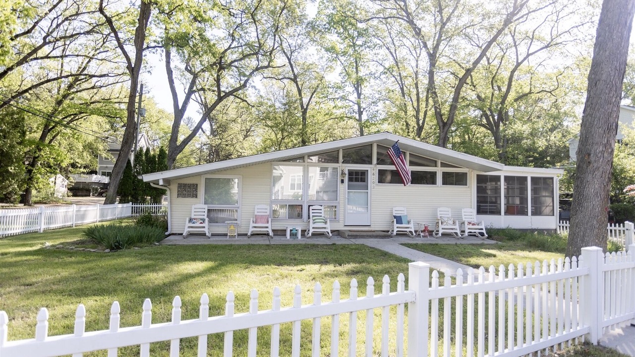 Photo of Outdoor in Grand Beach