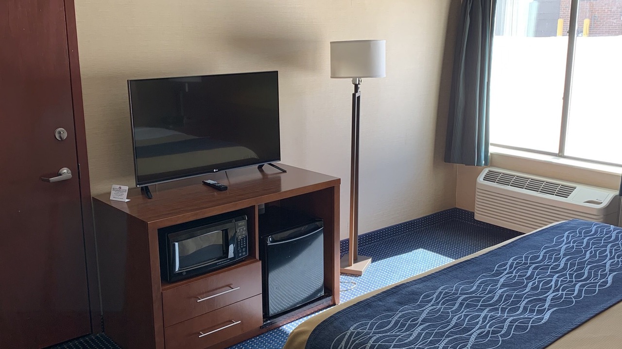 Photo of Bedroom in Village of Lakewood