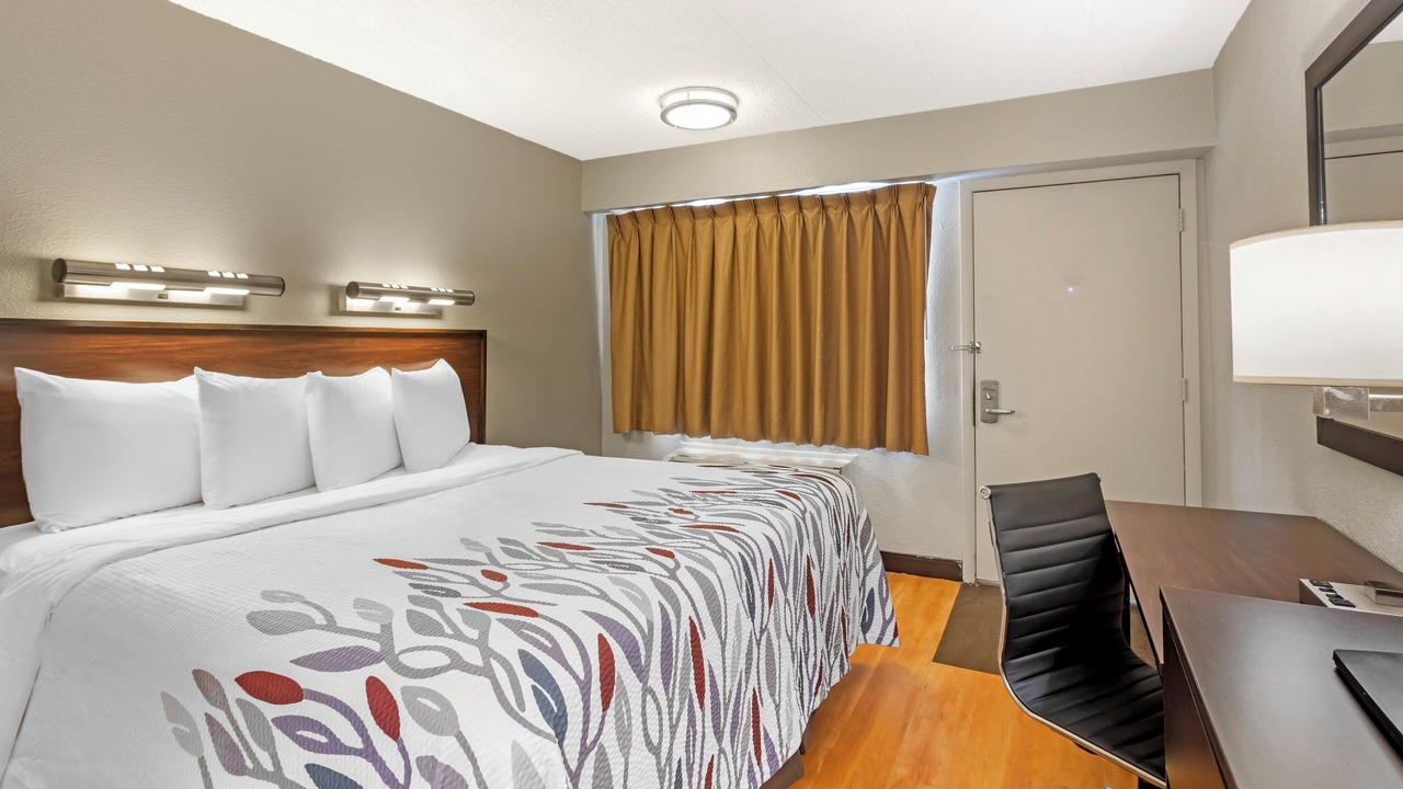Photo of Bedroom in Oak Creek