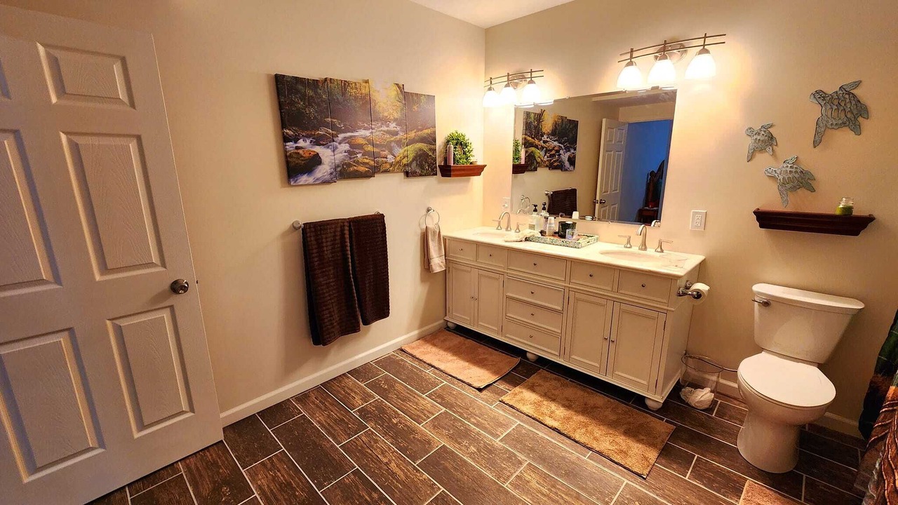 Photo of Bathroom in Frankfort