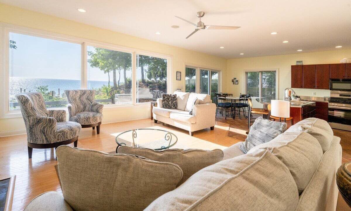 Photo of Livingroom in Port Sheldon