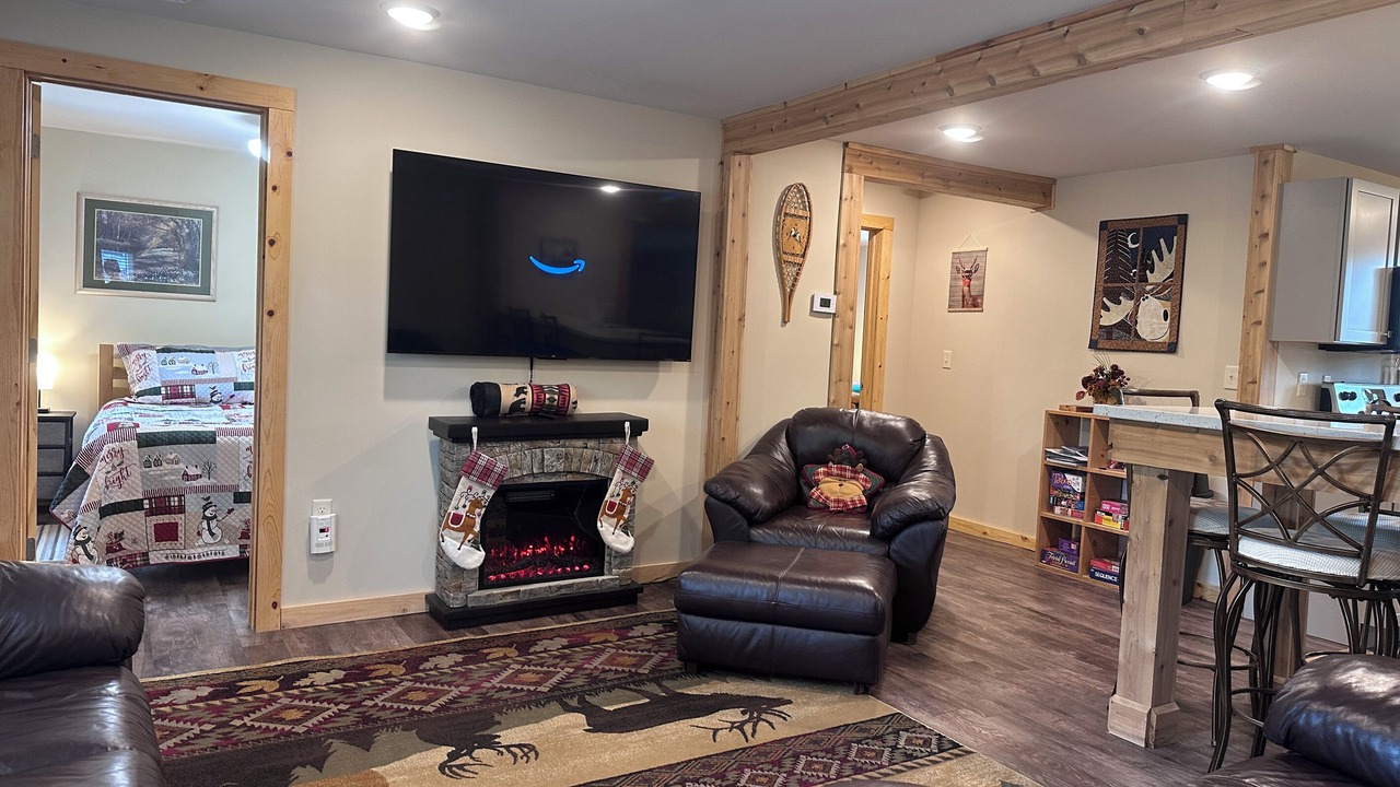 Photo of Livingroom in Munising