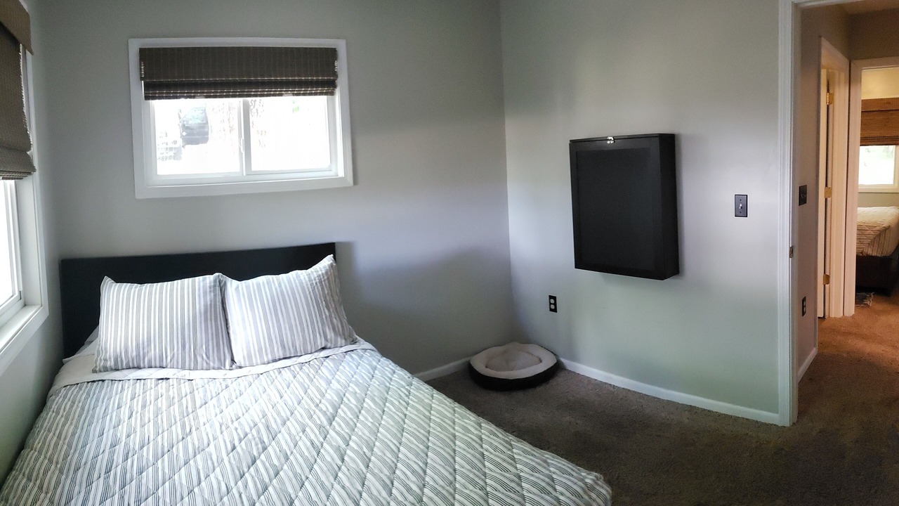 Photo of Bedroom in Six Lakes