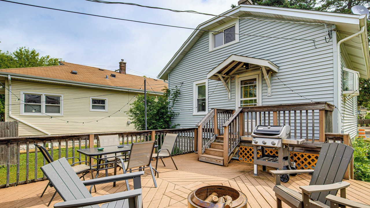 Photo of Outdoor in Westmont
