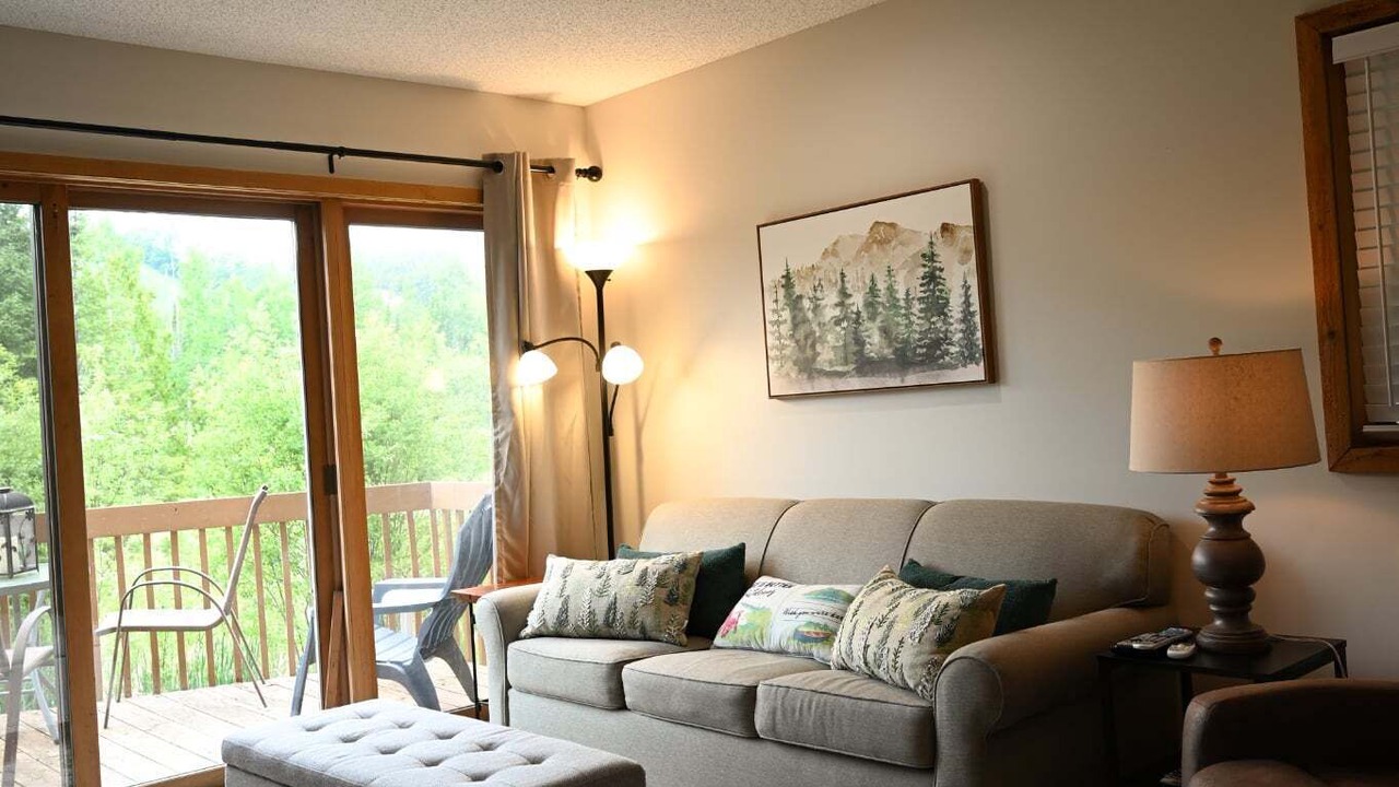 Photo of Livingroom in Mancelona