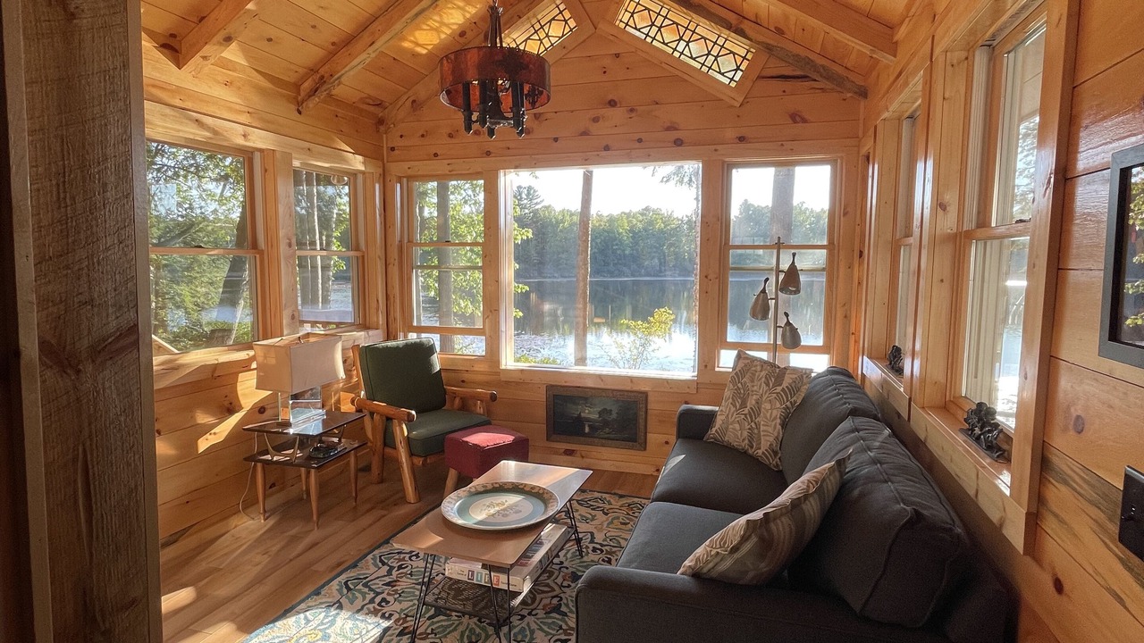Photo of Livingroom in Mayfield