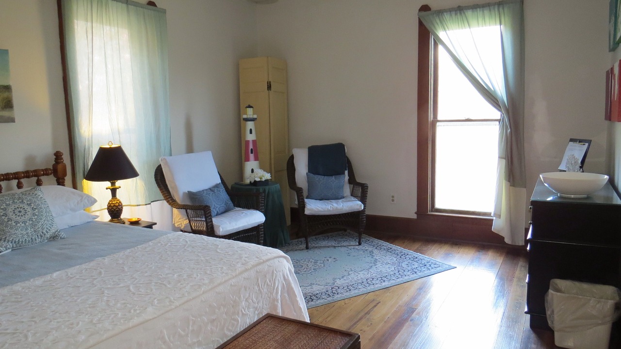 Photo of Bedroom in Clinton
