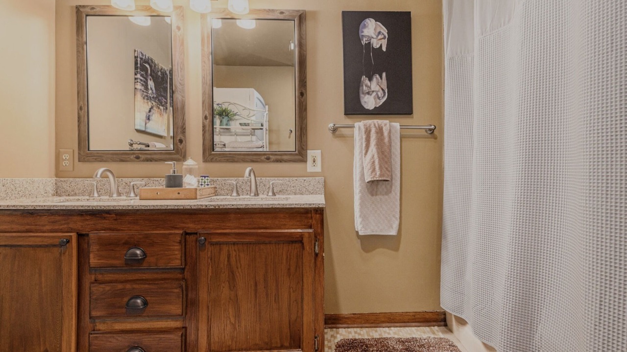 Photo of Bathroom in Lawton